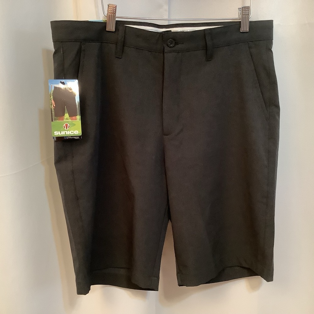 Sunice Shorts Men’s Size 32 Activitech Golf Moisture Wicking Black